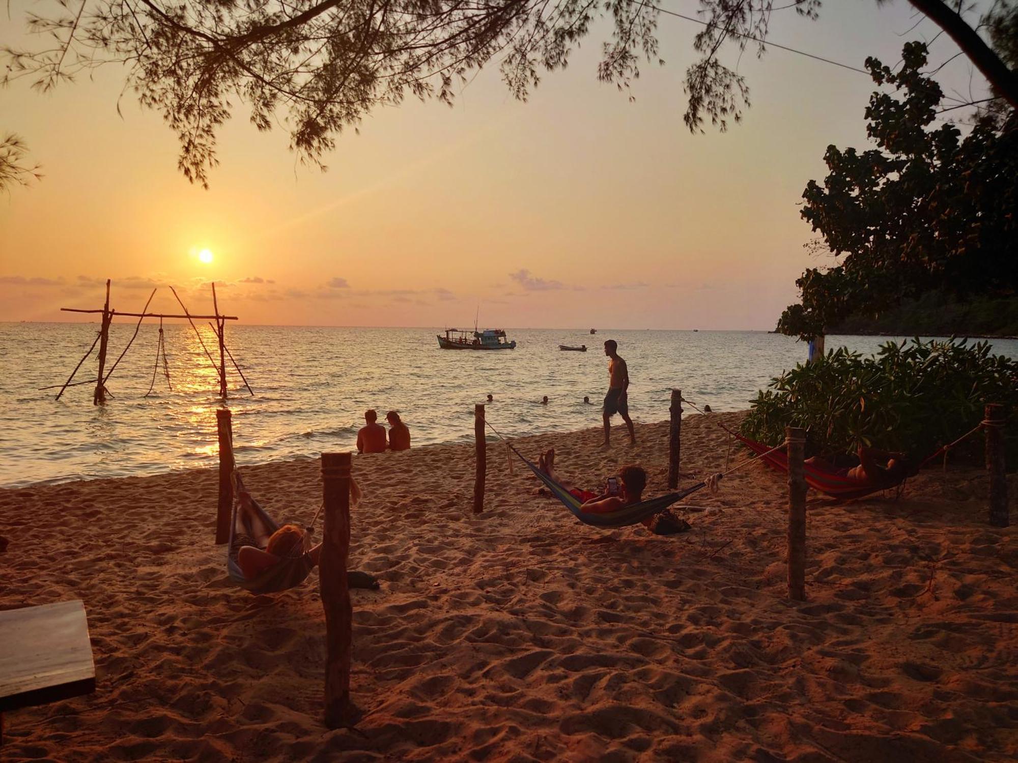 Paradise Sunset Beach เกาะรงสำลน ภายนอก รูปภาพ